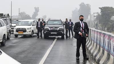 સુપ્રીમ કોર્ટના વકીલોને PM મોદી સુરક્ષા ભંગની જવાબદારી લેતા આવ્યા કોલ, સુપ્રીમ કોર્ટને કેસની સુનાવણી ન કરવાની આપી ધમકી