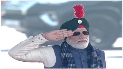 NCC Event: PM મોદીએ NCC ટુકડીઓના માર્ચ પાસ્ટનું કર્યું નિરીક્ષણ, કરિઅપ્પા ગ્રાઉન્ડ પર ગાર્ડ ઑફ ઓનર આપવામાં આવ્યું