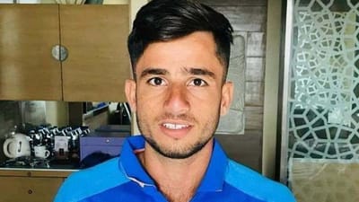 BCCIએ બુધવારે વેસ્ટ ઈન્ડિઝ સામેની ODI અને T20 શ્રેણી માટે ટીમની જાહેરાત કરી છે. પસંદગીકારોએ છેલ્લા બે વર્ષથી IPLમાં શાનદાર બોલિંગ કરી રહેલા યુવા સ્પિન બોલર રવિ બિશ્નોઈને T20 ટીમમાં તક આપી છે. રવિ માટે તે તેની મહેનત અને બલિદાનનું ફળ છે. તેણે ક્રિકેટ માટે અભ્યાસ છોડી દીધો અને પિતાની ઈચ્છા વિરુદ્ધ રમવાનું ચાલુ રાખ્યું. તમામ અસ્વીકાર સાથે પણ, તેના પોતાના પરનો વિશ્વાસ ડગમગ્યો ન હતો.