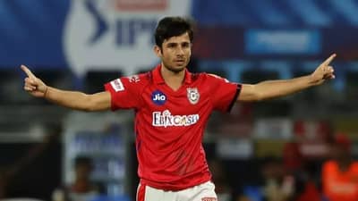 IND vs WI: U19 World Cup અને IPL એ ખ્યાતિ અપાવી હવે ટીમ ઇન્ડિયાએ દેખાડ્યો ભરોસો, જાણો કેમ છે ખાસ આ 21 વર્ષનો સ્ટાર બોલર