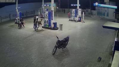 Surat: અસામાજિક તત્વોએ પેટ્રોલ પંપ પર માચીસ ચાંપી સળગાવાનો પ્રયાસ કર્યો