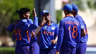 ICC U-19 World Cup: ટીમ ઈન્ડિયાની સફળતા પાછળ આ દિગ્ગજ ખેલાડીનાં અનુભવે યુવાનોમાં ઉત્સાહ ભરી દીધો