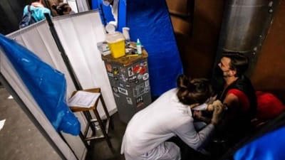 Vaccination Card in Nepal: યુરોપની જેમ નેપાળમાં પણ 'વેક્સિનેશન કાર્ડ' થઇ શકે છે ફરજિયાત, શું થશે ફાયદો અને હવે કયા દેશો તેનો ઉપયોગ કરી રહ્યા છે?