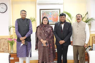 ખીજડીયા પક્ષી અભયારણ્યને રામસર સાઈટ તરીકે જાહેર કરવા બદલ કૃષિમંત્રી રાઘવજી પટેલે કેન્દ્ર સરકારનો આભાર વ્યક્ત કર્યો