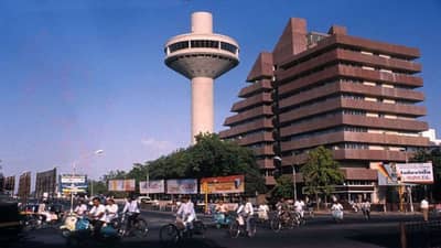 Happy Birthday Ahmedabad: ગુજરાતીમાં બન્યા છે અમદાવાદની ઓળખને દર્શાવતા અનેક ગીત, સ્થાપત્યોથી લઇને શહેરને સતત ધબકતુ રાખનારા ગૌરવસમા સ્થળોની છે વાત