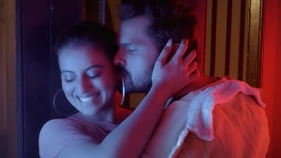 Valentine’s Day: વેલેન્ટાઈન વીક પર ધૂમ મચાવી રહ્યું છે ખેસારી લાલ યાદવનું આ ભોજપુરી ગીત, અક્ષરા સિંહ સાથે કરી રહ્યા છે 'ડ્રીમમાં એન્ટ્રી'