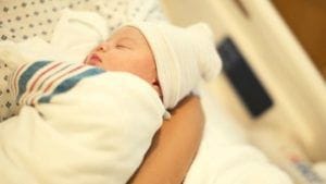 Child Care Tips : જો તમે નવા માતા બન્યા છો તો, બાળકની સાર સંભાળ માટે અપનાવો આ ટીપ્સ, બાળ ઉછેરમાં મળશે મદદ