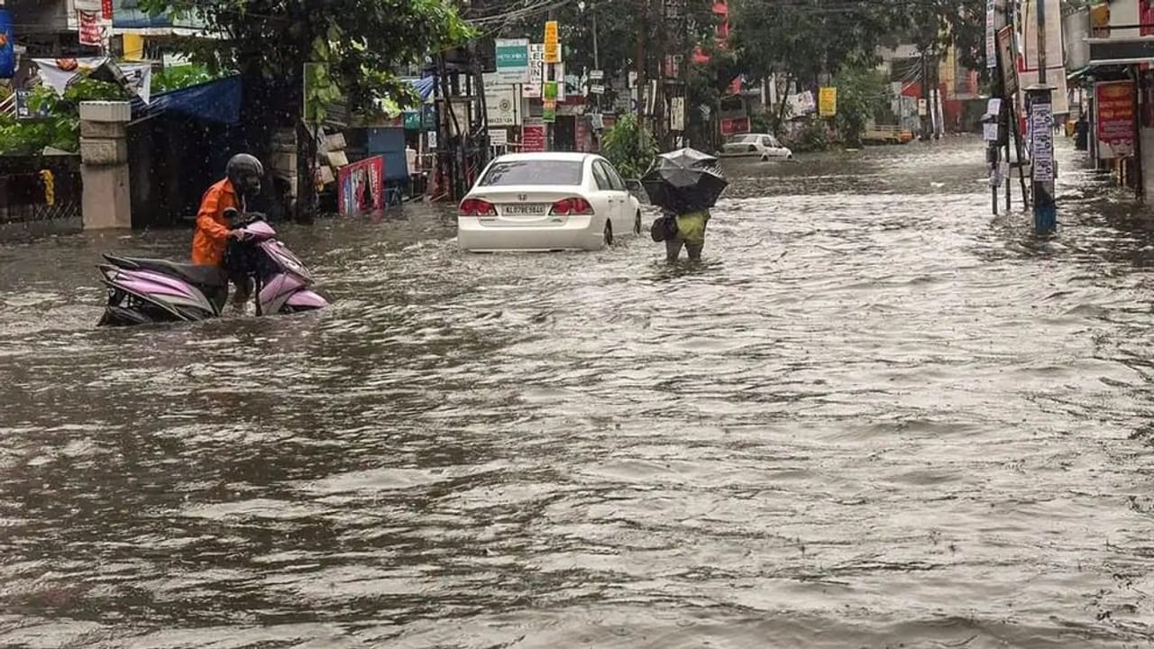 Kerala: કેરળમાં ભારે વરસાદે તોડ્યો રેકોર્ડ, 2015 થી અત્યાર સુધીમાં ભારે વરસાદની ઘટનાઓ ત્રણ ગણી વધી ગઈ