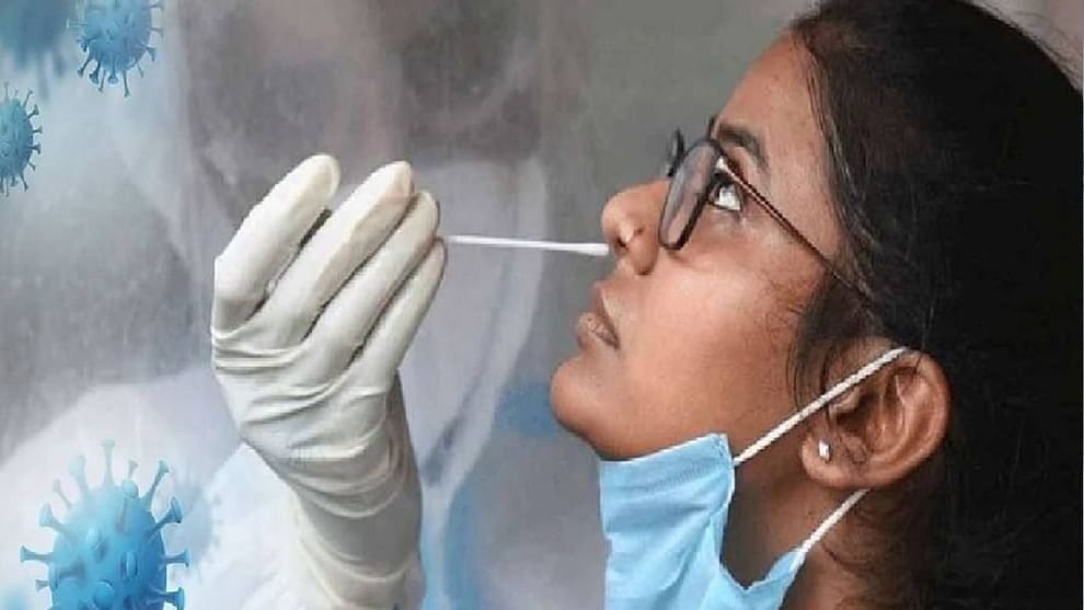 Delhi Corona: દિલ્હીની હોસ્પિટલમાં દાખલ કરાયેલા 50 ટકા કોરોના દર્દીઓ હજુ પણ ICUમાં સારવાર હેઠળ