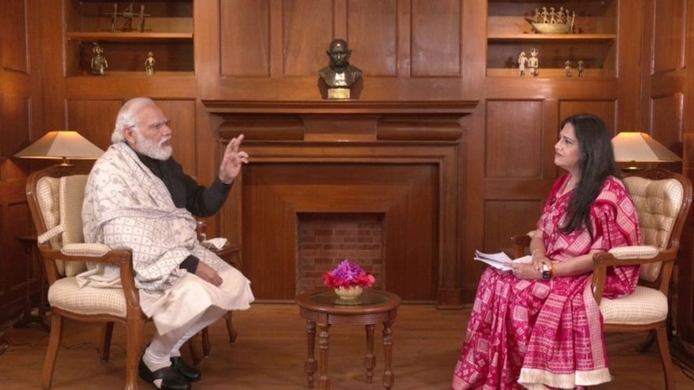 PM Modi Interview: ગૃહમાં વિપક્ષને ઘેરવાના સવાલ પર પીએમ મોદીએ કહ્યું, હું હુમલો નથી કરતો વાતચીત કરૂ છું, તથ્યો અને દલીલોના આધારે કહેવાયું છે