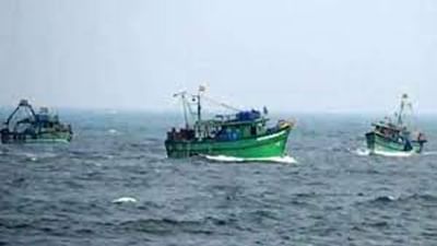 Porbandar: ભારતીય જળસીમામા ઘૂસીને, પાકિસ્તાન મરીન સિક્યોરિટીએ 5 ભારતીય બોટ, 30 માછીમારોનુ કર્યુ અપહરણ