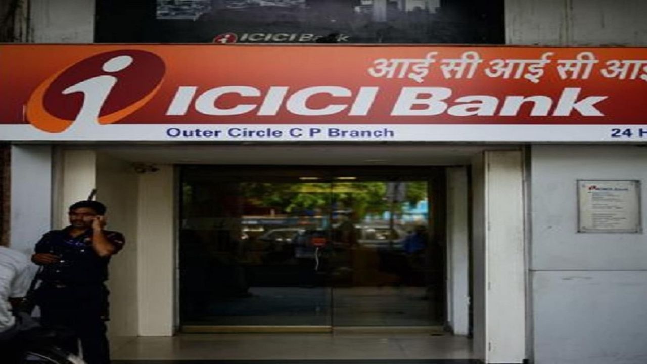 ICICI Bank Credit Card Charges: બેન્કે ક્રેડિટ કાર્ડ ચાર્જિસમાં કર્યો વધારો, મોડી ચૂકવણી પર પણ લાગી શકે છે પેનલ્ટી