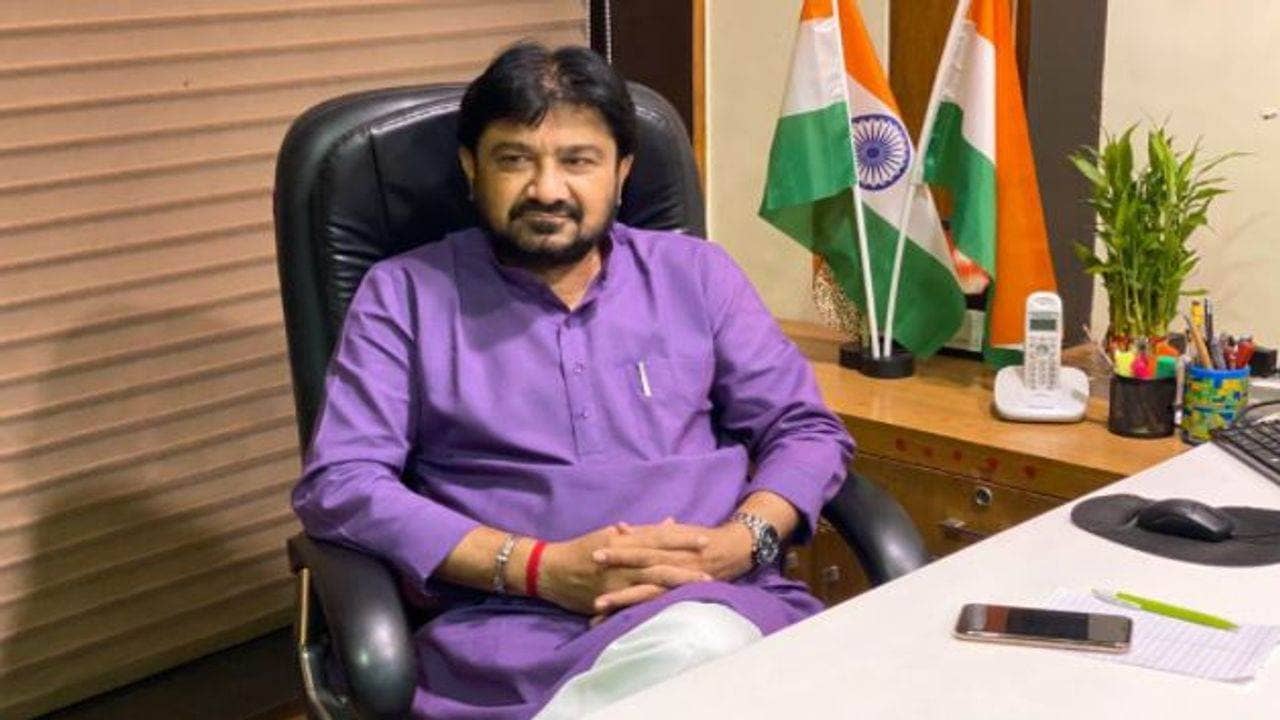 ગુજરાત કોંગ્રેસમાં ભડકો, પ્રદેશ પ્રવક્તા જયરાજસિંહ પરમારની ભાજપમાં જોડાવવાની અટકળો