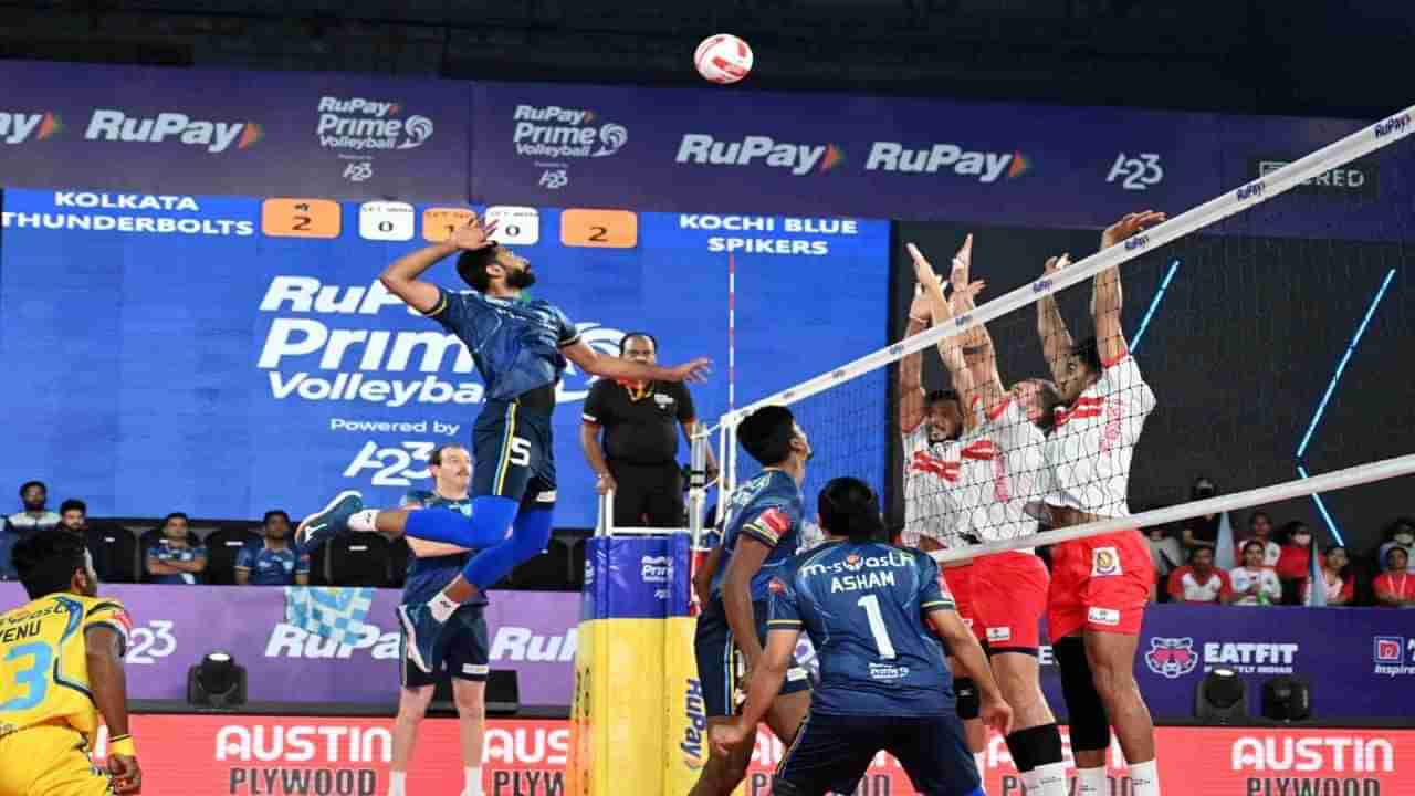 Prime Volleyball League: કોલકાતા થંડરબોલ્ટ્સે 3-2થી કોચ્ચિ બ્લુ સ્પાઈકર્સને હરાવ્યું, સેમીફાઈનલમાં કાલીકટ હીરોઝ સામે ટકરાશે