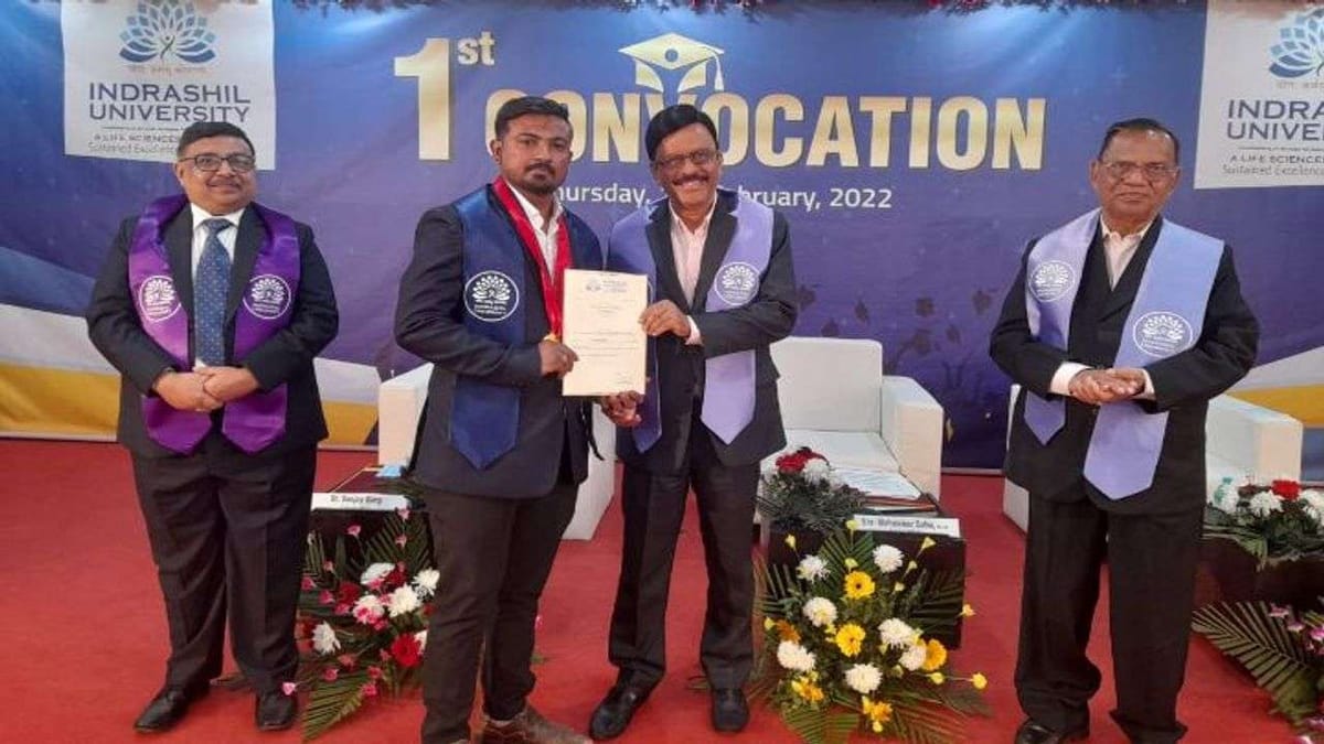 Mahesana: કડીની ઈન્દ્રશીલ યુનિવર્સિટીનો પહેલો પદવીદાન સમારંભ યોજાયો, 14 વિદ્યાર્થીઓને મેડલ તથા રેન્ક સર્ટિફિકેટ અપાયાં