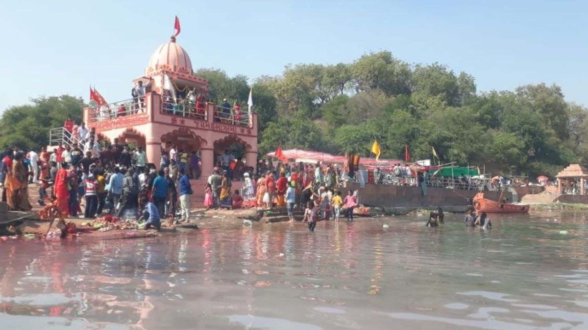 મહીસાગર નદીને કિનારે ઉજવાયો મહી બીજ ઉત્સવ, લોકમાતા મહીને કુળવર્ધીની માતા તરીકે પૂજતો ગોપાલક સમાજ  ઉમટયો