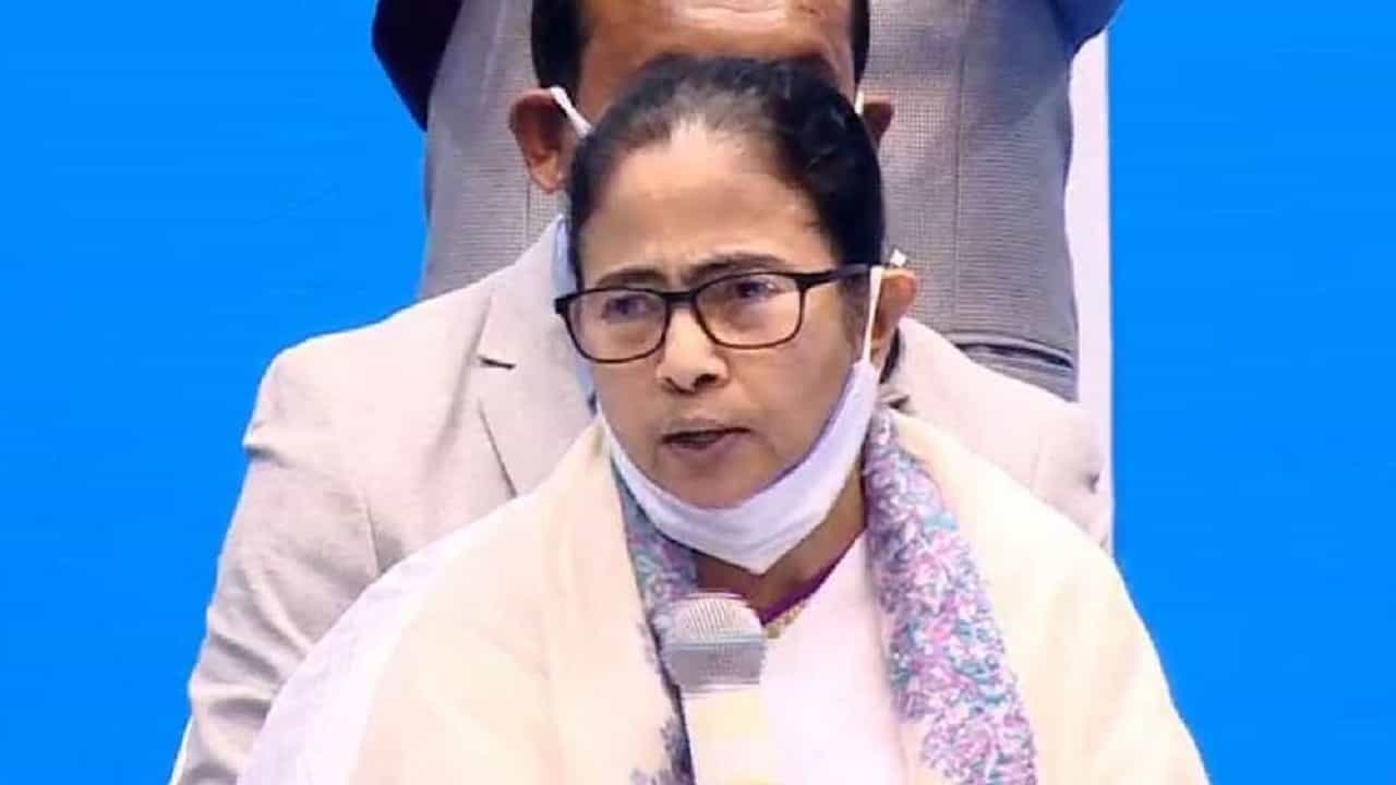 West Bengal: તૃણમૂલ કોંગ્રેસમાં આંતરકલહ ! સીએમ મમતા બેનર્જીએ આજે પાર્ટીના ટોચના નેતાઓની ઈમરજન્સી બેઠક બોલાવી