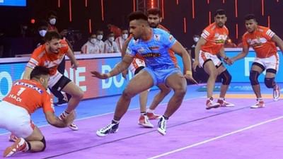 ગુજરાત જાયન્ટ્સે મંગળવારે પ્રો કબડ્ડી લીગ (PKL 2022) મેચમાં ડિફેન્ડિંગ ચેમ્પિયન બંગાળ વોરિયર્સને 34-25થી હરાવ્યું. ગુજરાત માટે અજય કુમારે નવ પોઈન્ટ બનાવ્યા જ્યારે પ્રદીપ કુમારે સાત પોઈન્ટ્સ સાથે યોગદાન આપ્યું.