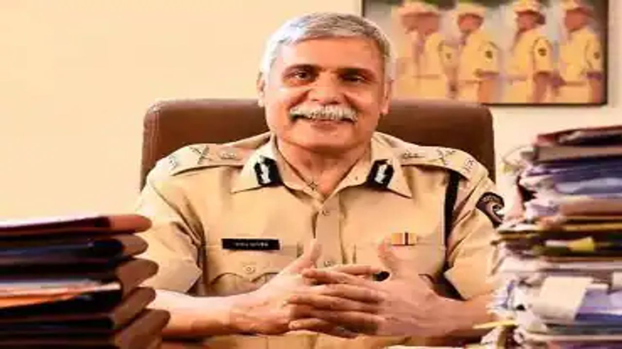 Mumbai : સંજય પાંડેની મુંબઈ પોલીસ કમિશનર તરીકે નિમણૂક, CP સહિત આ અધિકારીઓની થઈ બદલી