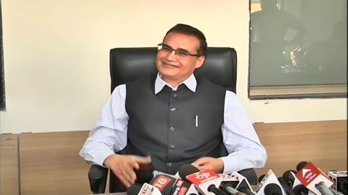 ગૌણ સેવા પસંદગી મંડળ દ્વારા ત્રીજી વખત બીન સચિવાલયની પરીક્ષા મોકૂફ રખાઈ, 13 ફેબ્રુઆરીએ યોજાવાની હતી પરીક્ષા