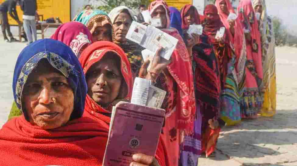 UP Election 2022 Phase 5 Voting Updates: સાંજે 5 વાગ્યા સુધીમાં 53.98 ટકા મતદાન, SPએ અયોધ્યામાં બૂથ કેપ્ચરિંગનો લગાવ્યો આરોપ