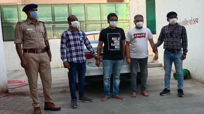 Ahmedabad: કારમાં ચાલતા ડબ્બા ટ્રેડિંગનો પર્દાફાશ, પાલડી પોલીસે 2 શખ્સોની કરી ધરપકડ, જાણો સમગ્ર મામલો