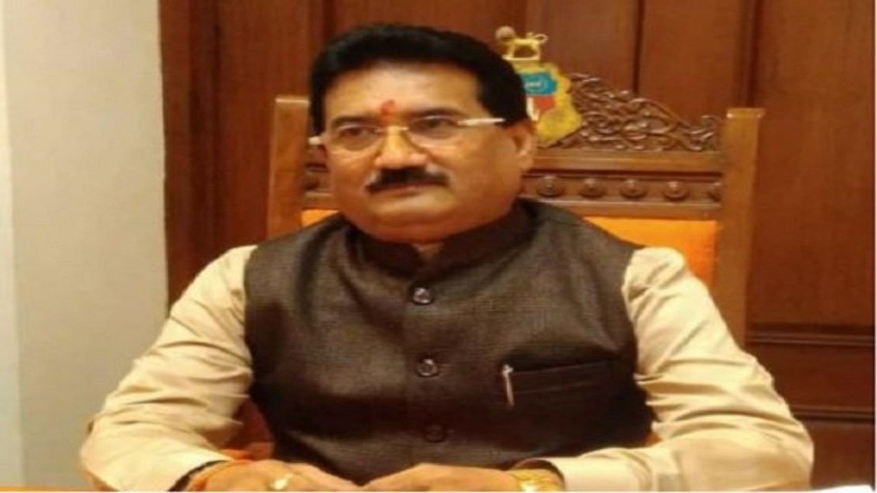 Mumbai: BMC સ્ટેન્ડિંગ કમિટીના અધ્યક્ષ યશવંત જાધવના ઘરે ઈન્કમટેક્સનું સર્ચ ઓપરેશન, જંગી કમિશનનાં આરોપ બાદ કાર્યવાહી