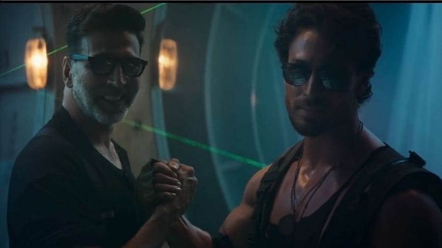 Bade Miyan Chote Miyan Teaser: અક્ષય કુમાર અને ટાઈગર શ્રોફ એક સાથે દેખાશે પડદા પર, સ્ક્રીન પર થશે એક્શનનો મોટો ધમાકો