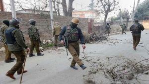 Jammu Kashmir: અનંતનાગમાં આતંકવાદીઓ અને સુરક્ષા દળો વચ્ચે અથડામણ, પોલીસ અને સેનાએ મોરચો સંભાળ્યો
