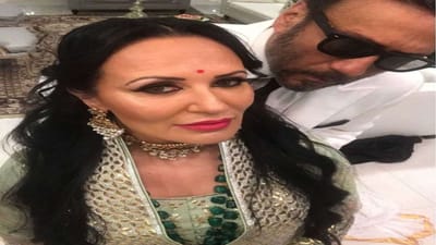 આજે જૈકી શ્રોફનો જન્મદિવસ છે. જૈકીની પ્રોફેશનલ લાઈફ વિશે તો દરેક લોકો જાણે છે, પરંતુ તેની લવ સ્ટોરી વિશે બહુ ઓછા લોકો જાણે છે, તો આજે અમે તમને જૈકી અને આયેશાની લવ સ્ટોરી વિશે જણાવીશું.
