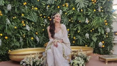 કરિશ્મા વરુણ સાથે 5 ફેબ્રુઆરીએ ગોવામાં લગ્ન કરશે. લગ્નમાં ફક્ત પરિવારના સભ્યો અને નજીકના મિત્રો જ હાજરી આપશે.