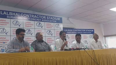 Surat : ધોની સાથે CSKની ટિમ IPLની પ્રેક્ટિસ માટે સુરત આવશે, પણ સુરતીઓને સ્ટેડિયમમાં NO ENTRY