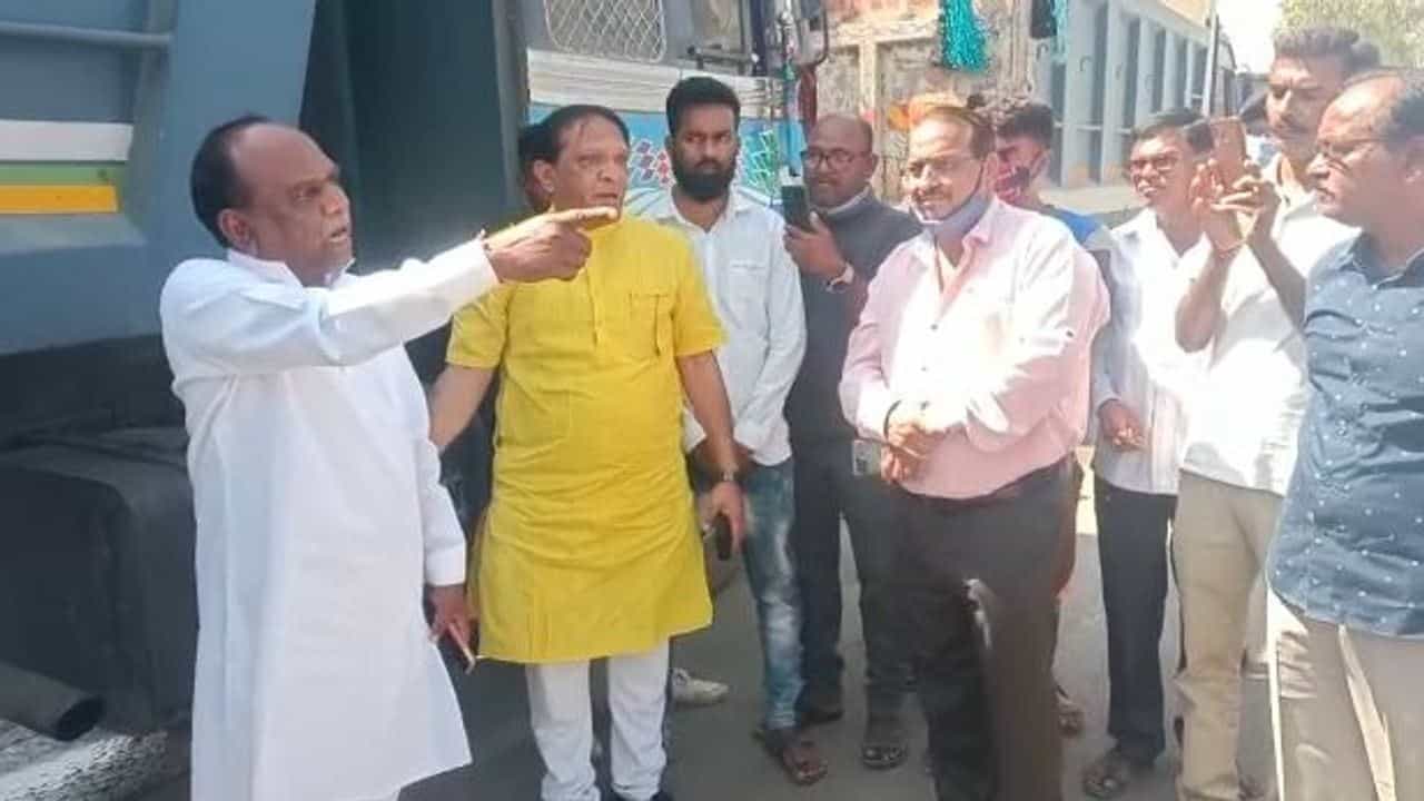 રેતી ચોરી મુદ્દે મનસુખ વસાવાએ અધિકારીઓને ગાળો આપી, આધિકારીઓને આવેદન આપ્યું તો કહ્યું કે રેતી માફિયાઓના ઈશારે આપ્યું છે