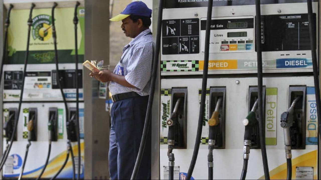 Petrol-Diesel Price Today : ક્રુડની કિંમતોમાં લાગી આગ, ભારતીયોએ ઇંધણની કિંમતોમાં ચિંતાજનક સ્તરના વધારા માટે તૈયાર રહેવું પડશે