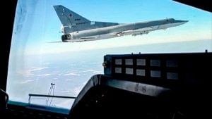 યુક્રેન સાથે ચિંતાના માહોલ વચ્ચે રશિયાએ TU-22M3 ફાઈટર જેટ બેલારુસ મોકલ્યા, પરમાણુ બોમ્બ ફેંકવામાં સક્ષમ હોય હુમલાનું જોખમ વધ્યું