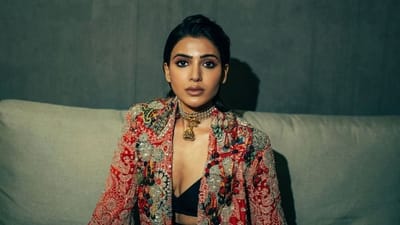 સામંથા રુથ પ્રભુ સોશિયલ મીડિયા પર ખૂબ જ એક્ટિવ છે અને ચાહકો સાથે પણ ઘણી વાતચીત કરે છે. હવે તાજેતરમાં, ઇન્સ્ટાગ્રામ પર ચાહકો સાથે વાતચીત કરતી વખતે, અભિનેત્રીએ પ્રશ્નો પૂછવાનું કહ્યું.