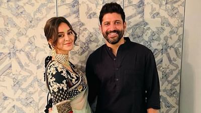 ફરહાન અખ્તર અને શિબાની દાંડેકર લાંબા સમયથી રિલેશનશિપમાં છે. બંનેના લગ્નના સમાચાર દર વર્ષે આવતા હતા. પરંતુ થોડા દિવસો પહેલા જાવેદ અખ્તરે પુષ્ટિ કરી હતી કે બંને લગ્ન કરી રહ્યા છે.