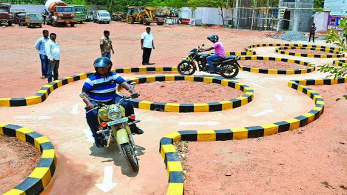 અમદાવાદ : આરટીઓમાં હજુય એજન્ટ રાજ, એજન્ટો અધિકારીઓનાં ગરમ કરી રહ્યાં છે ખિસ્સા