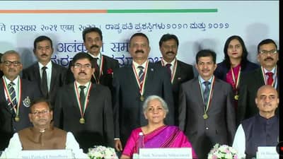 કચ્છ : CBICના અધિકારીઓને રાષ્ટ્રપતિ પુરસ્કાર, 200 કરોડનું ડ્રગ્સ પકડનાર ગાંધીધામ DRIના અધિકારી પણ સન્માનીત