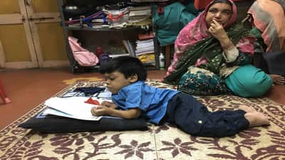 Ahmedabad: મિર્ઝાપુરમાં રહેતો અને ફક્ત દોઢ ફૂટની હાઈટ ધરાવતો હબીબ બોર્ડની પરીક્ષા આપશે