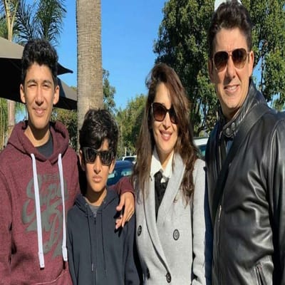 બોલિવૂડ અભિનેત્રી માધુરી દીક્ષિત તેના પરિવાર સાથે નવા ઘરમાં શિફ્ટ થવાની છે. માધુરી દીક્ષિતે દર મહિને 12.5 લાખ રૂપિયાના ભાડામાં એક આલીશાન એપાર્ટમેન્ટ લીઝ પર લીધું છે.