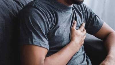 Cholesterol : જો શરીરમાં આ સંકેતો મળી રહ્યા છે, તો સમજી લો કે તમારું કોલેસ્ટ્રોલ ખતરનાક સ્થિતિ પર પહોંચી ગયું છે!