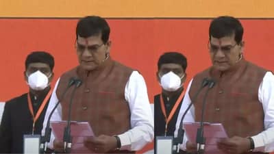 ગુજરાત કેડરના પૂર્વ IAS અરવિંદ કુમાર શર્મા યુપી સરકારમાં બન્યા કેબિનેટ મંત્રી, જાણો કોણ છે એકે શર્મા