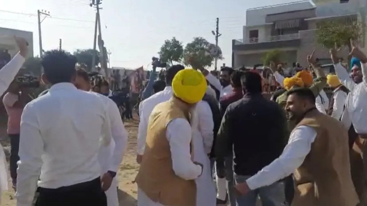 Punjab Election Results 2022: પંજાબના વલણોમાં AAPની લીડ ચાલુ, ભગવંત માનના ઘરે ઉજવણી શરૂ