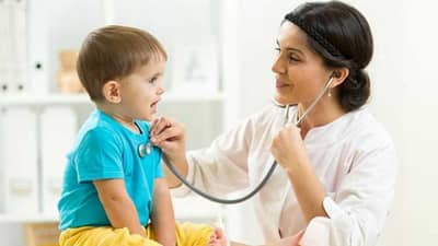 Child Care: હવામાન બદલાતાની સાથે જ બાળકોને ઘણી બીમારીઓ થવા લાગી છે, આ રીતે રાખો તેમની સંભાળ