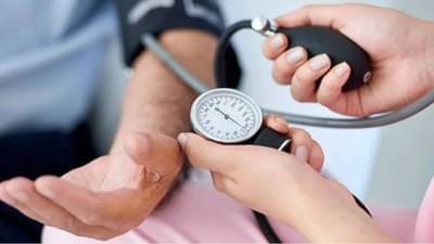 Blood pressure control : વધતા બ્લડ પ્રેશરને કંટ્રોલ કરવા માટે દરરોજ આ યોગાસનો કરો