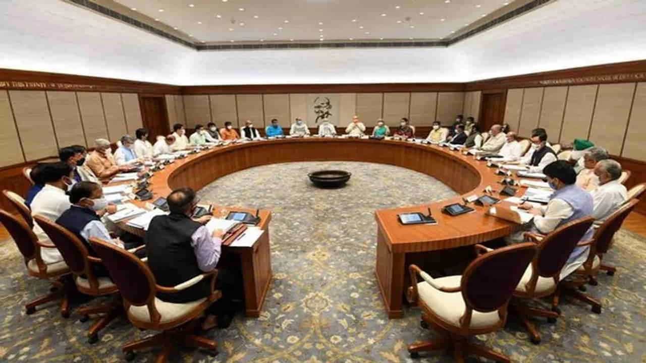 Uttar Pradesh: UPની નવી કેબિનેટની બ્લૂ પ્રિન્ટ તૈયાર કરવા દિલ્હીમાં 6 કલાકની મેરેથોન બેઠક, હોળી પછી શપથ ગ્રહણની શક્યતા