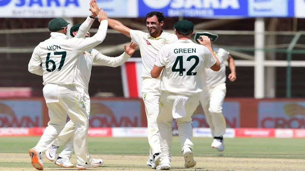 PAK vs AUS: મિચેલ સ્ટાર્કની ઘાતક બોલિંગ સામે પાકિસ્તાનની ટીમ સાધારણ સ્કોરમાં વિખેરાઇ ગઇ