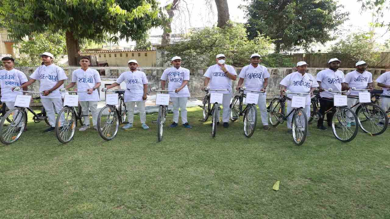 Navsari : કોચરબ આશ્રમથી શરૂ થયેલી દાંડી સુધીની સાયકલ યાત્રાનું સમાપન