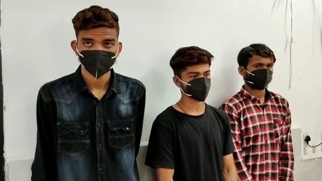 Devbhoomi Dwarka: ખંભાળિયામાં બે સગીર બહેનો પર દુષ્કર્મ, પોલીસે 3 આરોપીની ધરપકડ કરી